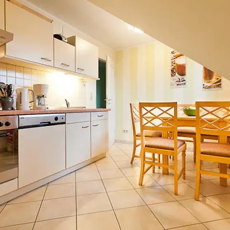 Neu Ferienappartement Mit Balkon I